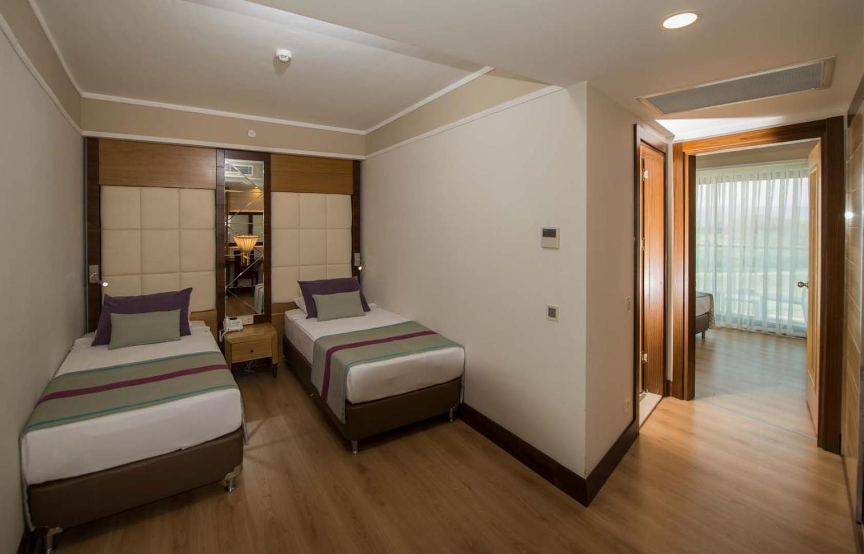 Dream World Aqua Hotel Side Ngoại thất bức ảnh