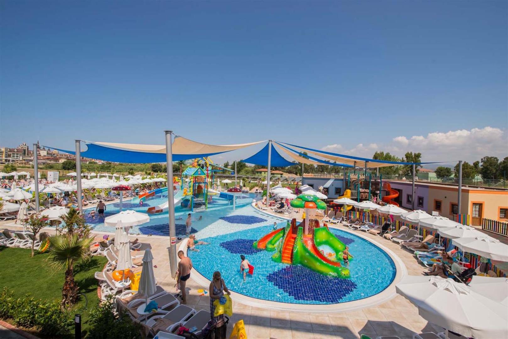 Dream World Aqua Hotel Side Ngoại thất bức ảnh